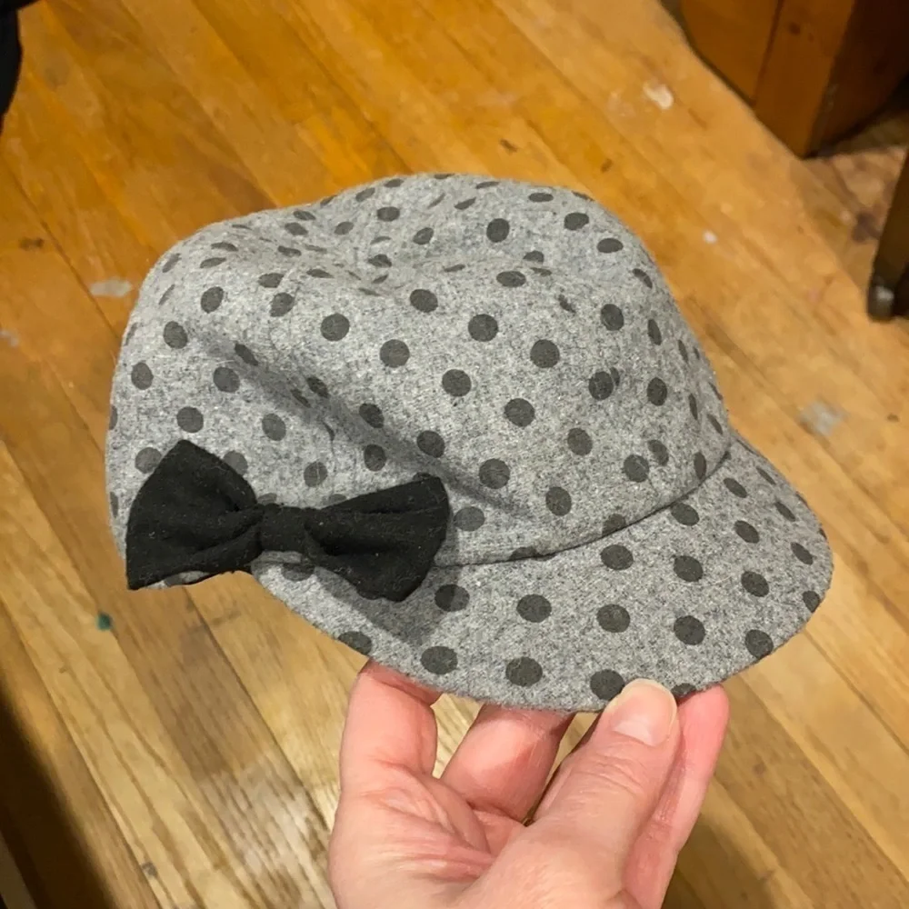 Gap Polkadot toddler hat